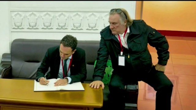 Yann Moix raconte les coulisses du déplacement de Gérard Depardieu en Corée du Nord