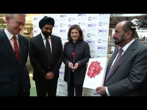 سلطان القاسمي و حرمه يفتتحان “ مختبر الشارقة “ لدعم أبحاث السرطان و يوقعان اتفاقية تعاون .