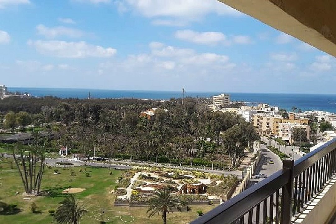 شقة للبيع في المعمورة الاسكندرية