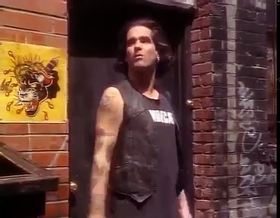 Tales From The Crypt S04E03 On a de-adman's Chest 1992