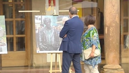 Cincuenta históricas fotografías retratan un siglo de la historia de Asturias