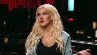 Masterclass - Christina Aguilera Teaches Singing - Warming Up