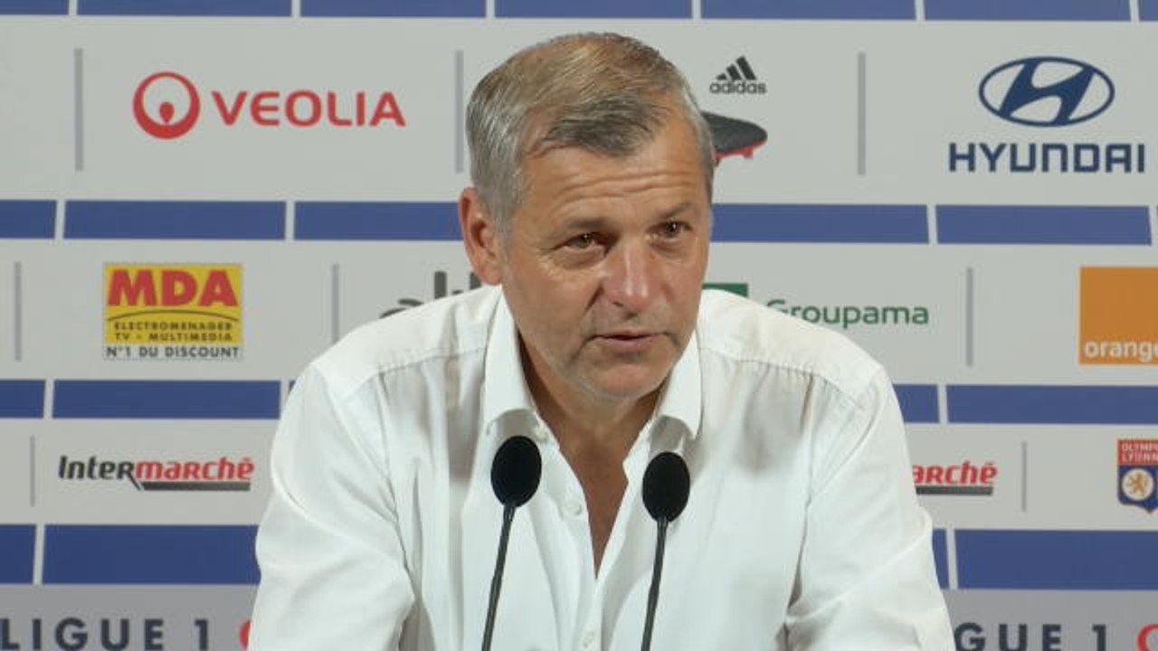 6e j. - Genesio : "Fekir assume ses responsabilités"