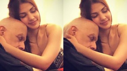 Mahesh Bhatt & Rhea Chakraborty TROLLED for this picture; Here's Why | FilmiBeat