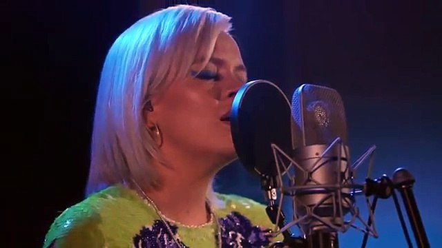 Lily Allen covers Lykke Li 'deep end' for Like A Version