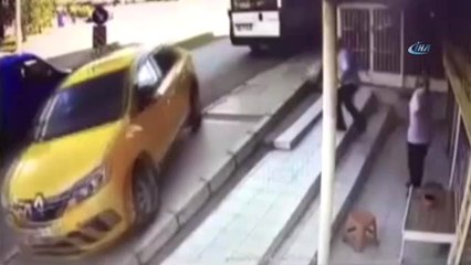 Yarım Çekilen El Freni Faciaya Neden Oluyordu... O Anlar Kamerada