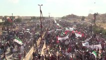 İdlib'deki Rejim Karşıtı Gösterilerde Türkiye'ye Teşekkür Mesajları