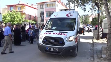 Karaman'da Okul Servisi ile Otomobil Çarpıştı: 4 Yaralı