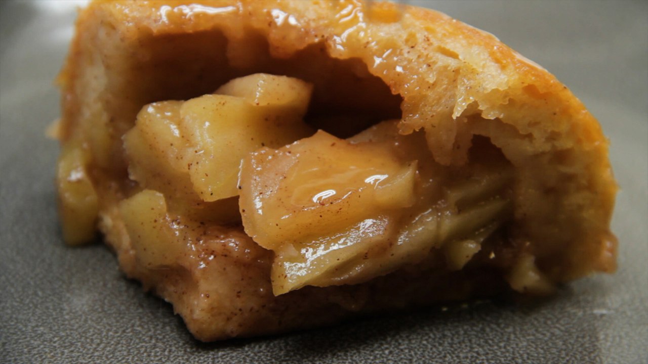 Apple Pie Bread Bowl