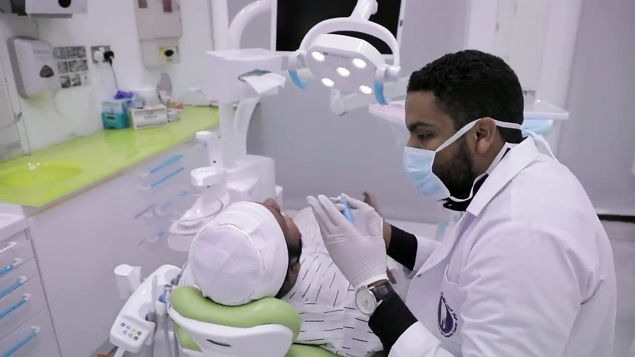 بين الحياه والموت ( عصمان / العم ناجي )