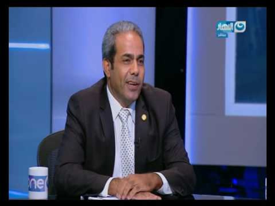 على هوى مصر |  مشادة على الهواء بين محامي المتهمين في قضية فساد القمح والنائب عاطف مخاليف..!
