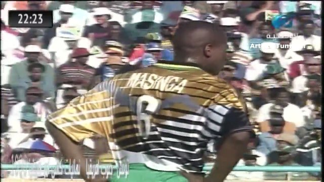 الشوط الاول مباراة جنوب افريقيا و تونس 2-0 نهائي كاس افريقيا 1996