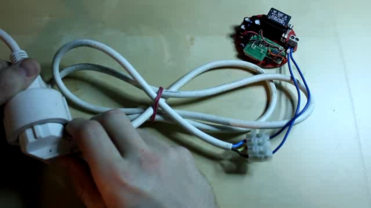 Lichtschalter mit Funk erweitern - Test der Sendeschaltung