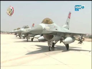 أخر_النهار| القوات الجوية تدمر(10)سيارات دفع رباعى محملة بالذخائر والأسلحة عبر الحدود الغربية