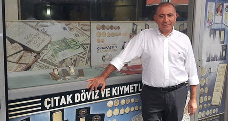 Kepenk İndirmiş Dükkanın Önünde Fotoğraf Çeken CHP'li Gürsel Tekin'e Esnaftan Cevap: Yalan Söylüyor