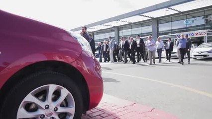 Büyükşehir Belediye Başkanı Doç. Dr. Mustafa Tuna, Otonomi'yi Ziyaret Ederek, Galeri Esnafıyla...