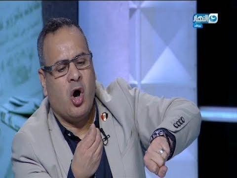 مانشيت القرموطي | سبب غير متوقع يُجبر جابر القرموطي على الظهور بأحمر شفايف على الهواء ويستخدمه