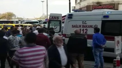Kadıköy'de Vatandaşın Üzerine Sokak Lambası Düştü
