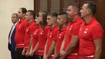Meta I dorezon flamurin ekipit shqiptar qe do marre pjese ne lojerat olimpike