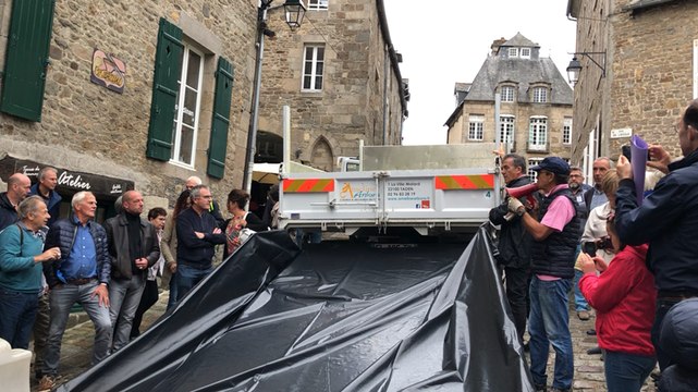 Un lâché de 5000 balles de tennis dans le Jerzual