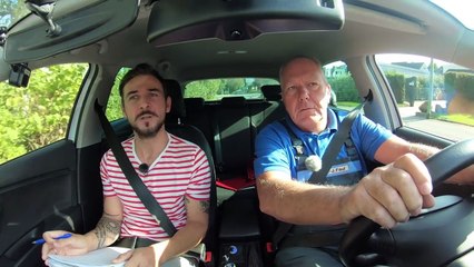 Jürgen in der FAHRSCHULE | Fährt er besser als Holger? Würde er nach 44 Jahren die Prüfung bestehen?