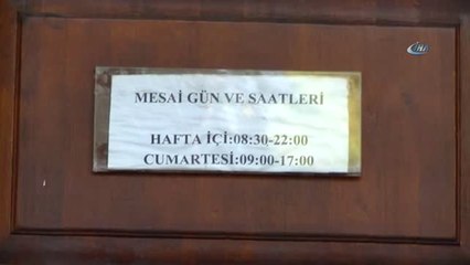Kütüphanede Kilitli Kalan Kız Öğrencileri Polis Kurtardı