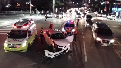 부산 동래구서 차량 2대 충돌...1명 다쳐 / YTN