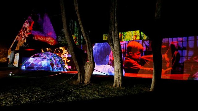 Cascais, col festival 'Lumina' la città si veste di luci colorate