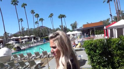 Showing Everleigh I cut all my hair off for the first time... She didn't like it...