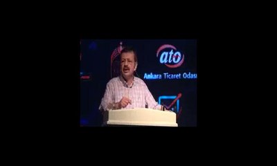 Hisarcıklıoğlu: Bırakın siyaseti, futbolu 'nasıl para kazanacağız' onu konuşun