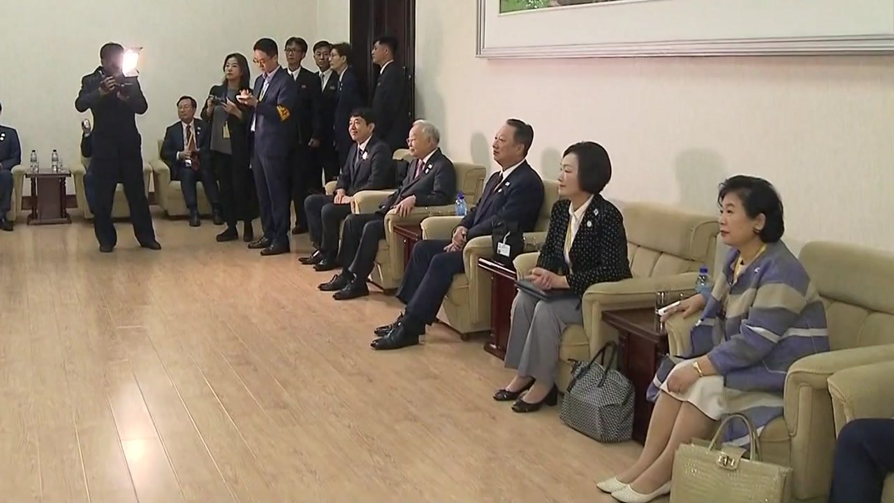 대기업 '신중론' 속 남북 경협 구상 잰걸음 / YTN