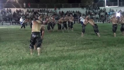 Pehlivanlar Er Meydanına Gece Çıktılar