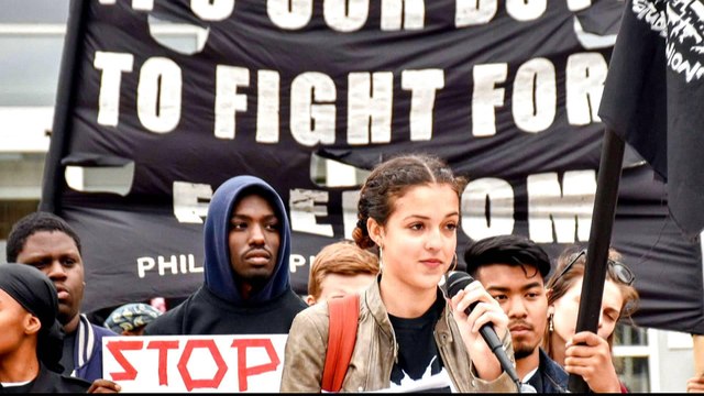 US report: Minorities are targets of police brutality in schools