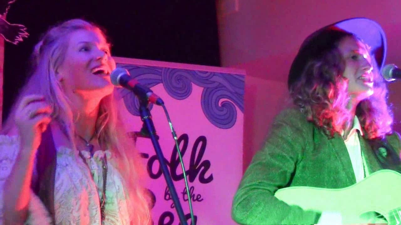 Folk By The Sea 2019 2-43 ,  Heart Collectors 1-3 , Kiama, 21-23 Sep 18