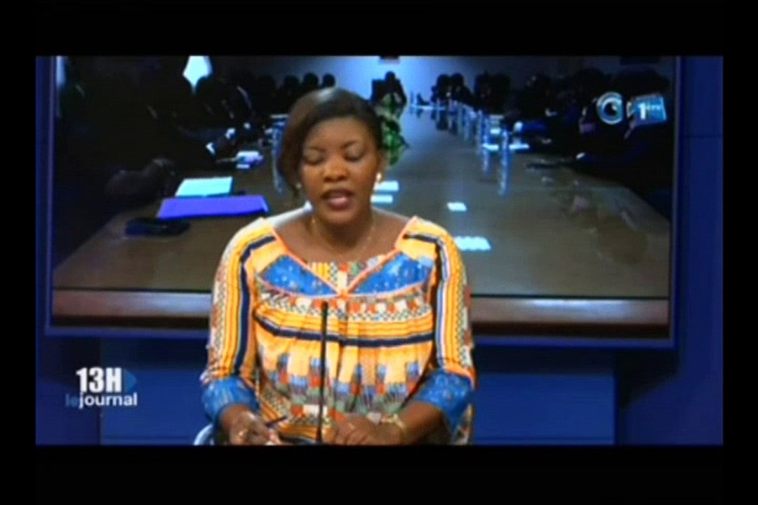 RTG/Le Ministre de l’Economie Jean Marie Ogandaga reçoit une délégation du Fond Monétaire International pour le Gabon