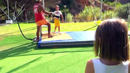 Катя хочет пойти с мальчиками! Макс придумал ИСПЫТАНИЯ! Скетчи для детей