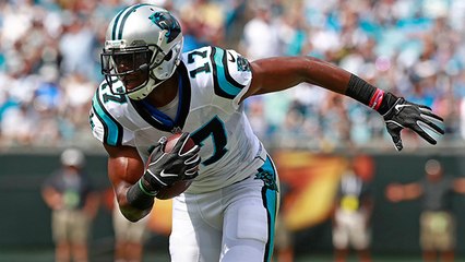 Devin Funchess dances down sideline for 27-yard gain
