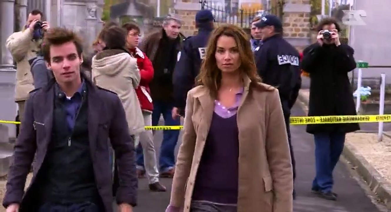 La main blanche E 3 FRENCH HD  264 mkv   Part 02