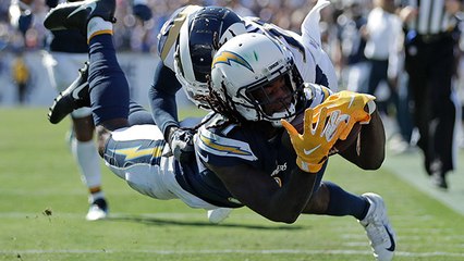 Mike Williams dives for second TD catch of game