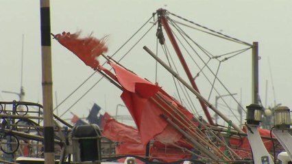 [날씨] 강력 태풍 '짜미' 일본으로...찬 공기가 북상 막아 / YTN