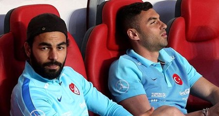 Burak Yılmaz, Sosyal Medyada Selçuk İnan'ı Takibe Alınca Transfer Dedikoduları Başladı