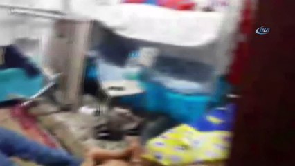 Koçbaşı ile kapıyı kırıp çeteyi böyle çökerttiler...Öğrencileri hedef alan torbacı çetesinin evine operasyon