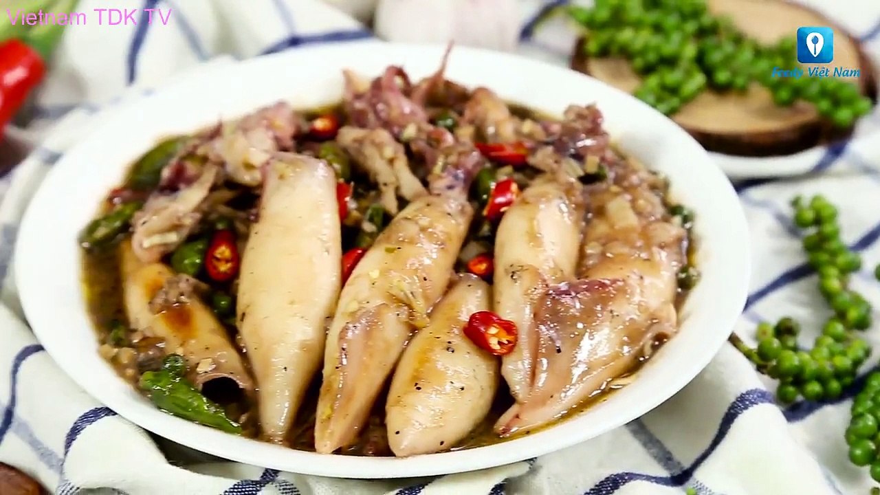 Hướng dẫn cách làm món MỰC TRỨNG RIM TIÊU XANH | Vietnam TDK TV