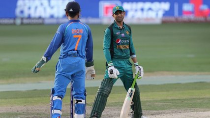 മാലിക് പാകിസ്താന്റെ ധോണി | Oneindia Malayalam