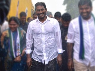 3000కి.మీ కు చేరుకున్న జగన్ పాదయాత్ర...చలాకీ నడక వెనుక రహస్యం ఇదేనట!