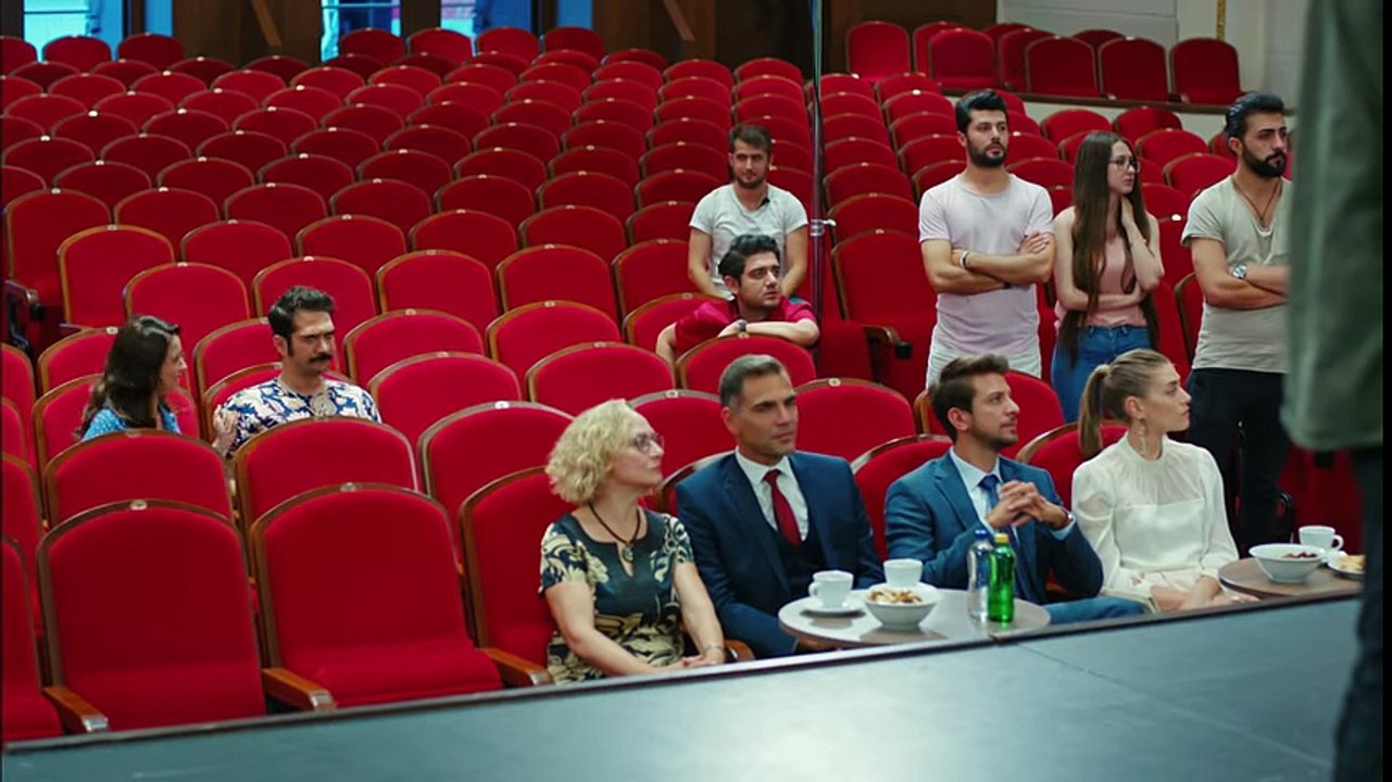 Erkenci Kuş 12. Bölüm - Osman'ın Reklam Deneyimi