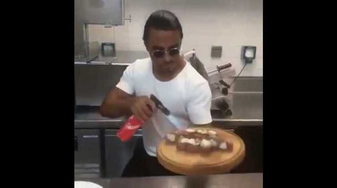 Salt Bae a osé les sushis de viande