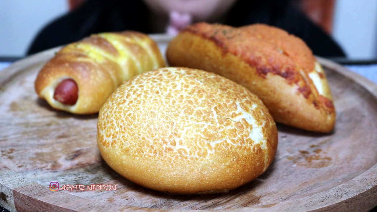 ASMR CRISPY BREADS EATING SOUND, NO TALKING, MUKBANG, 咀嚼音パンサクサク Som crocante de pães, comendo pães, 먹방