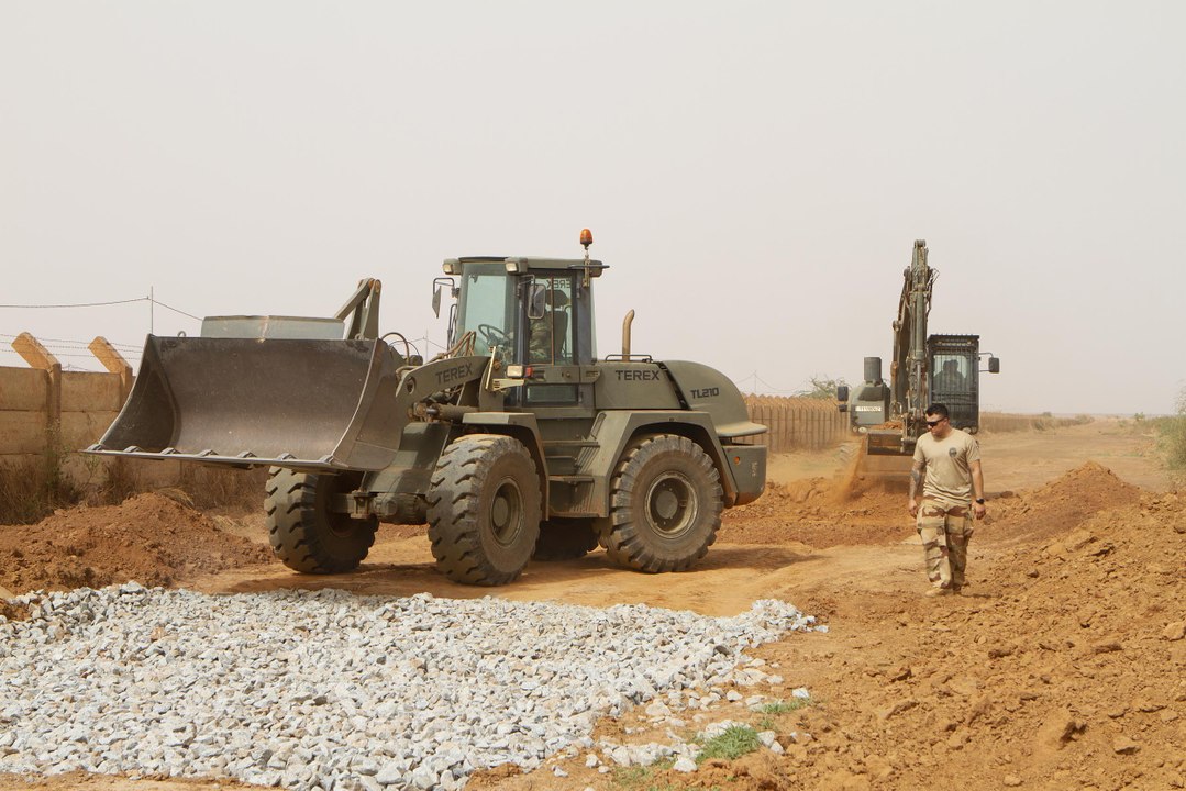 Les bâtisseurs du désert (JDEF)