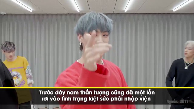 Fan Kpop hoang mang lo lắng khi phát hiện ra Jackson (GOT7) có biểu hiện mệt mỏi, kiệt sức